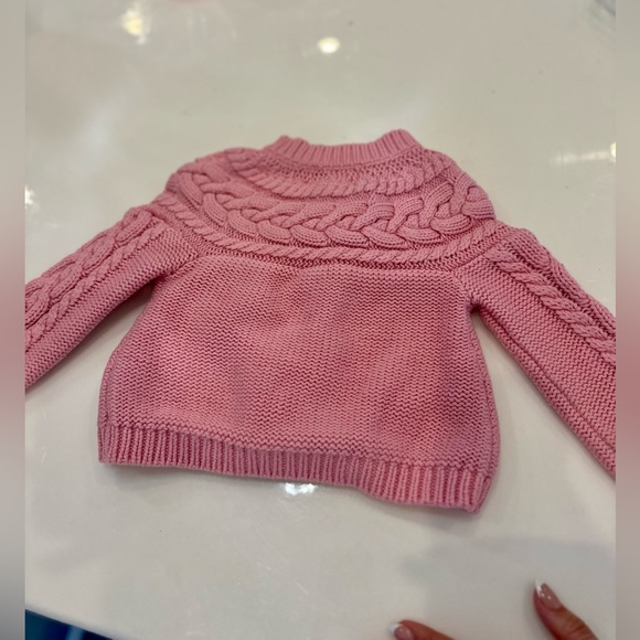 Cable knit girls cardigan sweater with one button closure - Size 4 - GAP - Picture 7 of 8
